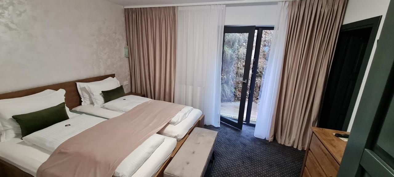 Hotel Casa Pe Vale Rîşnov Exterior foto